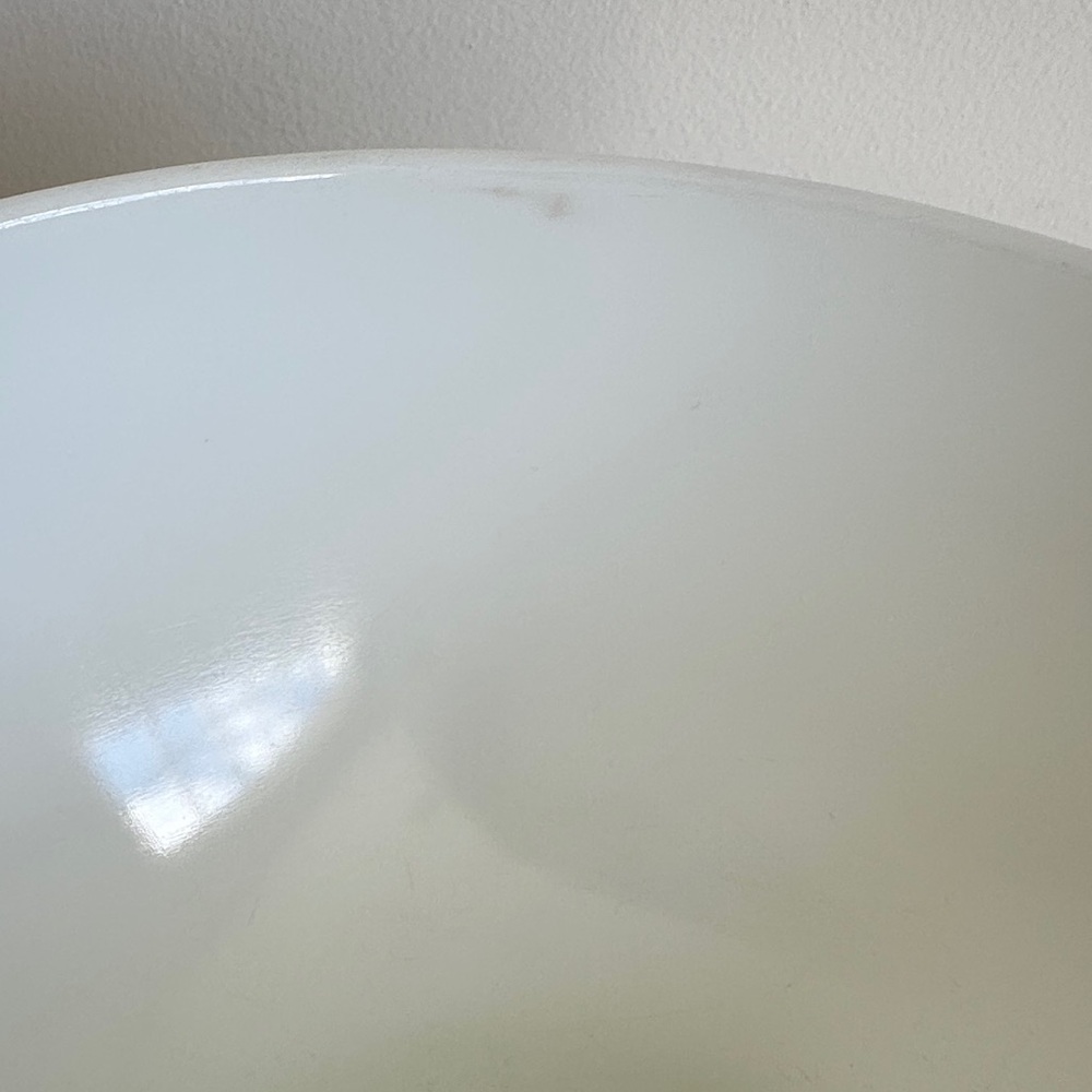 RARE Pyrex Cinderella Mixing Bowl Vintage White #442 1.5 Qt - Picture 12 of 13